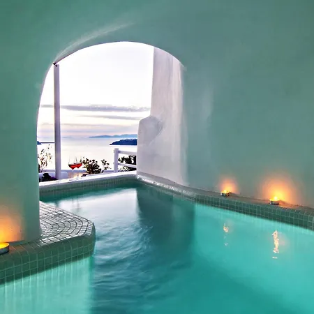 Revelis & Canava * Fira (Santorini)