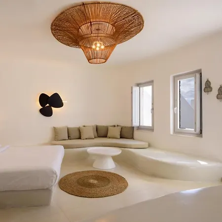 Revelis & Canava * Fira (Santorini)