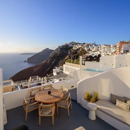 Revelis & Canava Villa Fira (Santorini)