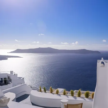 Revelis & Canava Fira (Santorini)
