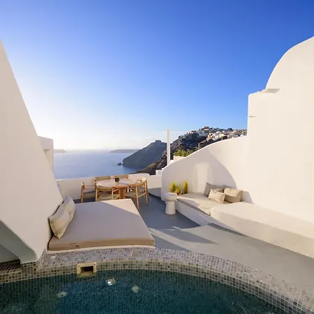 Villa Revelis & Canava Fira (Santorini)
