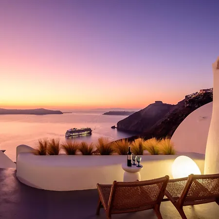 Revelis & Canava Fira (Santorini)