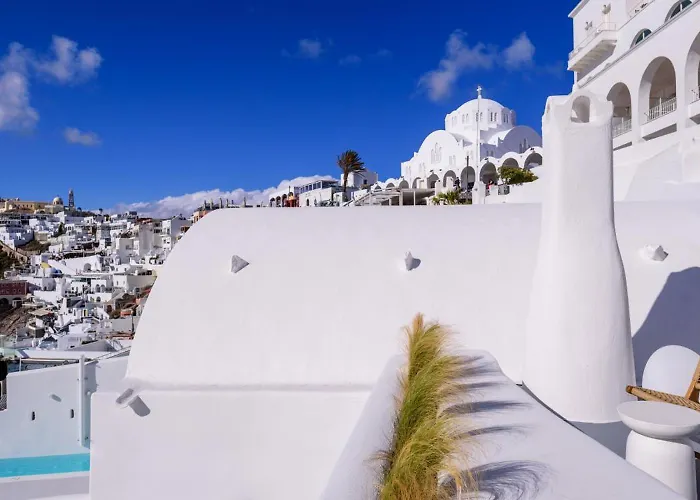 Revelis & Canava Fira (Santorini)