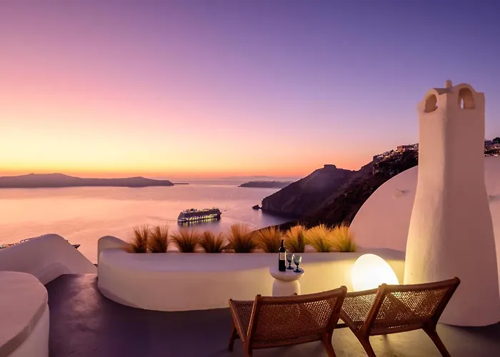 Revelis & Canava Fira (Santorini)