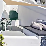 Revelis & Canava Villa Fira (Santorini)