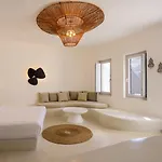 Revelis & Canava * Fira (Santorini)